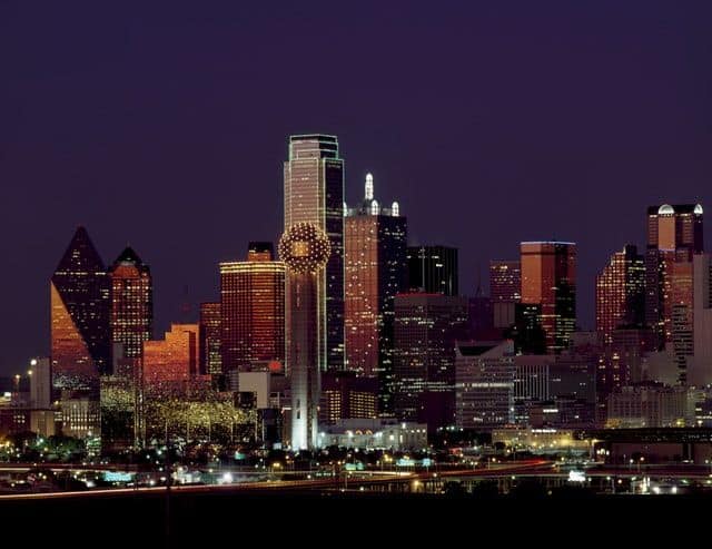 Dallas texas skyline dusk
